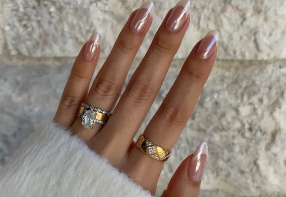 Order Up! Vanilla Latte Glaze Nails Are Your Next Mani Fix